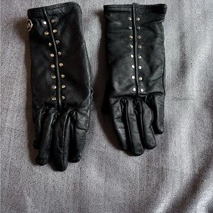 MICHAEL KORS MK BLACK LEATHER GLOVES Silver DETAIL Small